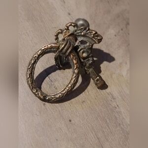 Single Pull Drawer Handle Cabinet Cupboard Dresser - Marked 1077 [Read DETAILS]